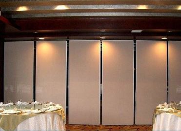 پانل های چوبی کشویی درب های چرخان قابل جمع شدن برای اتاق جلسات اداری
