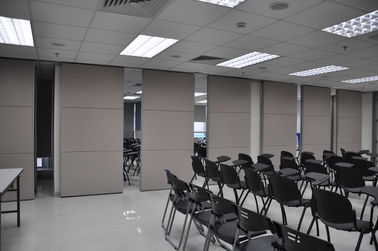 مقاومت در برابر سایش دیواره های پارتیشن تاشو چوبی برای اتاق کنفرانس 7 متر ارتفاع