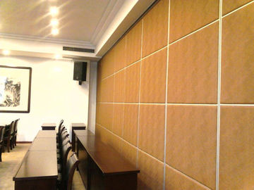 آلومینیوم رول کشویی اتاق کنفرانس متحرک دیوار پارتیشن با سیستم سطح چرم سیستم انعطاف پذیر