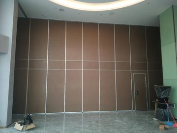 سالن ضیافت سالن آکوستیک پارتیشن دیوار درب کشویی برای سالن نمایش طراحی داخلی چوبی