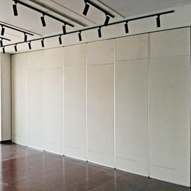 درب های قابل انعطاف کشویی قابل اجرا درب های چوبی متحرک دیوار های پارتیشن برای اتاق نشیمن سالن ضیافت