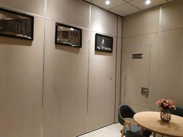 کنوانسیون و نمایشگاه نمایشگاه سیستم پارتیشن های آکوستیک دیوارهای تاشو موبایل