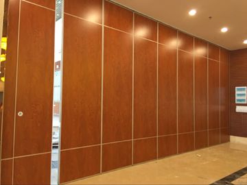 سیستم آویزان قابل حمل درب های پارتیشن تاشو / پانل های دیواری فشرده