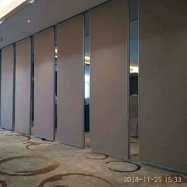 دیوارهای پلاستیکی آکوستیک تاشو متحرک کشویی پارتیشن های قابل اجرا برای سالن کنفرانس