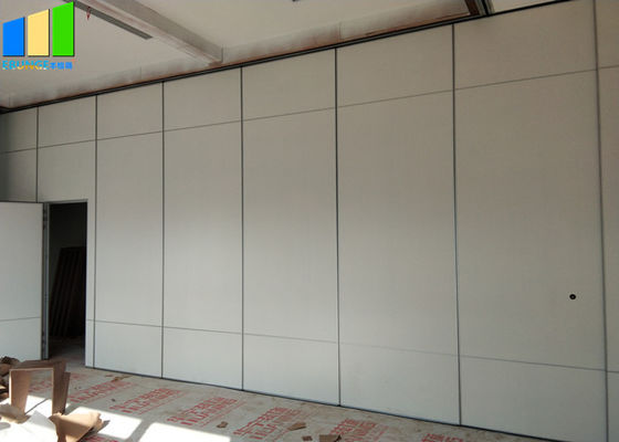 دیوارهای پارتیشن متحرک قابل کار با ورقه ورقه MDF سفید رنگ