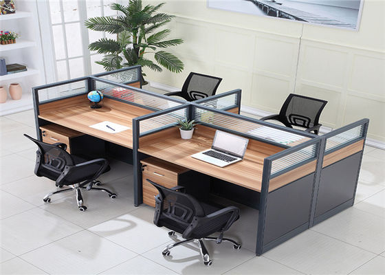 صندلی اداری مشبک پنل مشکی نوع MFC با میز چرخدار دفتر کار 4 ایستگاه کاری دفتر