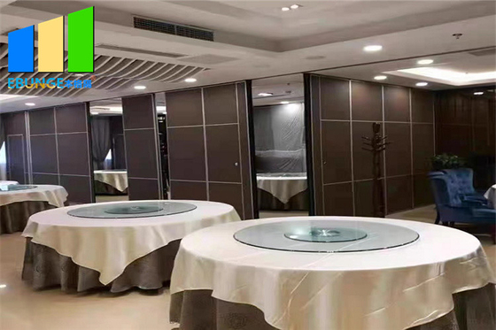 سیستم درب کشویی دیواری تاشو دیواری پارتیشن های مقاوم در برابر صدا